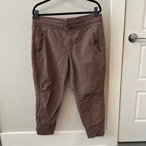Athleta Trekkie North Jogger, 16, Mauve